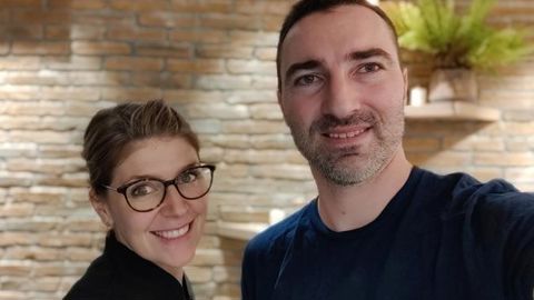 Interviewé par téléphone (pour cause de virus), le couple-entrepreneur Fabien et Emilie Limoge a joué le jeu du selfie !